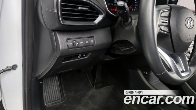 Hyundai Santa Fe Diesel 2.2 2WD Prestige 2021 — фото 29