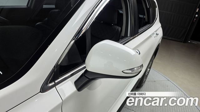 Hyundai Santa Fe Diesel 2.2 2WD Prestige 2021 — фото 41