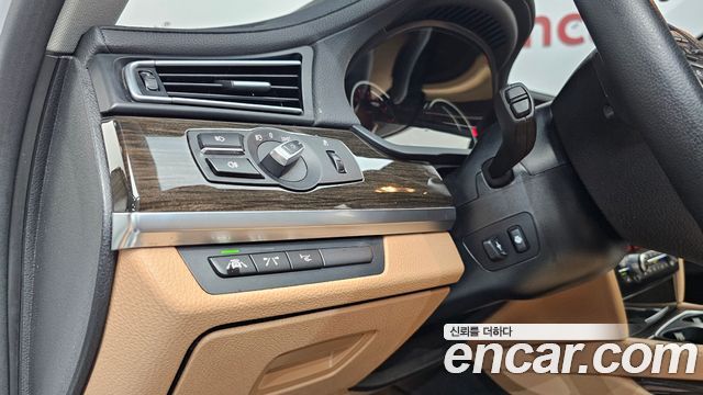 BMW 7 Series (F01) 740d xDrive 2014 — фото 15