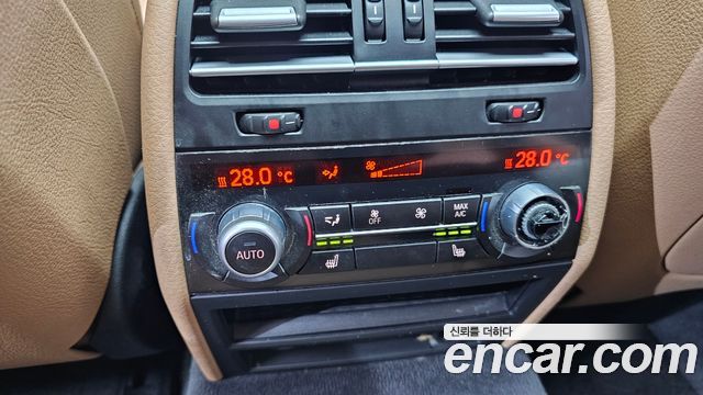 BMW 7 Series (F01) 740d xDrive 2014 — фото 18