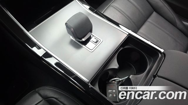 Land Rover Range Rover Evoque (II) P250 Dynamic SE 2025 — фото 9