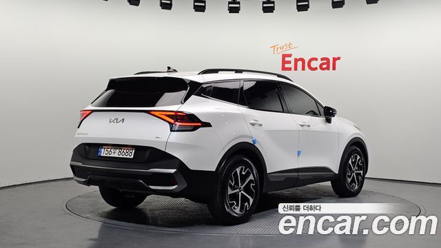 Kia Sportage Hybrid (V) Signature Gravity 4WD 2023 — фото 2
