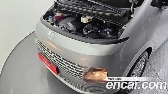 Hyundai Staria Tourer 9-Seater Modern 2023 — фото 6
