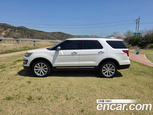 Ford Explorer 2.3 Limited 4WD 5th 2017 — фото 4