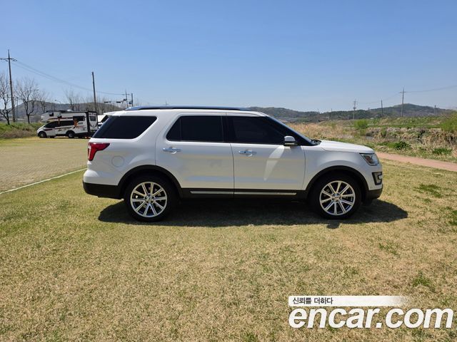 Ford Explorer 2.3 Limited 4WD 5th 2017 — фото 8