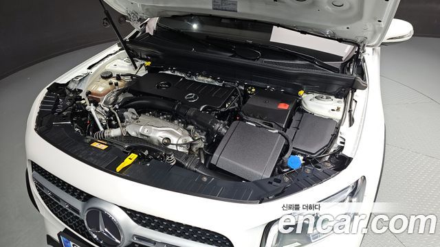 Mercedes-Benz GLB-Class (X247) GLB250 4MATIC 2021 — фото 6