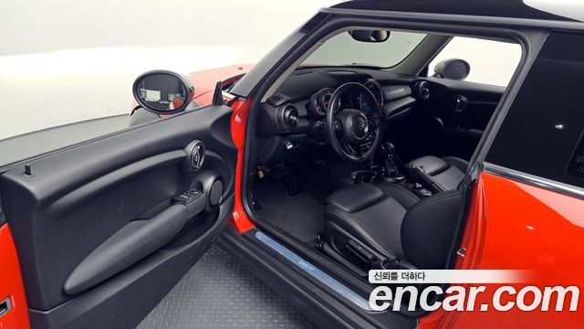 MINI Cooper Standard Third Generation 2019 — фото 10