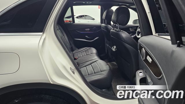 Mercedes-Benz GLC-Class (X253) GLC300 4MATIC 2020 — фото 11