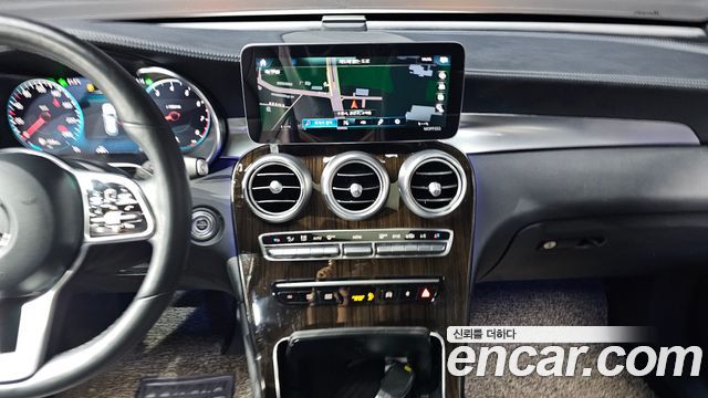 Mercedes-Benz GLC-Class (X253) GLC300 4MATIC 2020 — фото 14