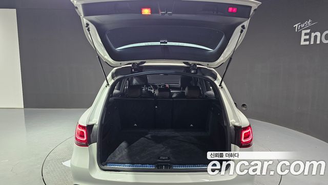 Mercedes-Benz GLC-Class (X253) GLC300 4MATIC 2020 — фото 20
