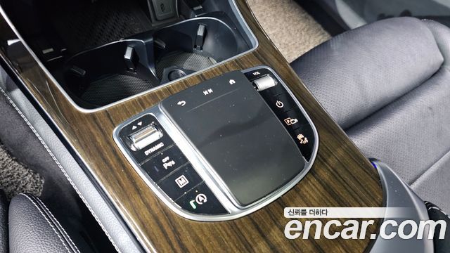Mercedes-Benz GLC-Class (X253) GLC300 4MATIC 2020 — фото 31