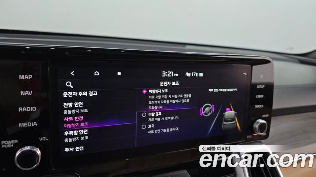 Kia Sorento (IV) Diesel 2.2 2WD Prestige 2022 — фото 32