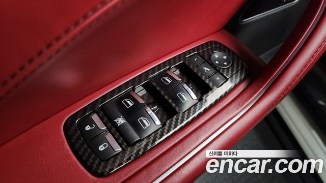 Maserati Levante 3.0 AWD GranSport 2018 — фото 30