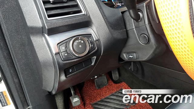 Ford Explorer 2.3 Limited 4WD 5th 2017 — фото 27