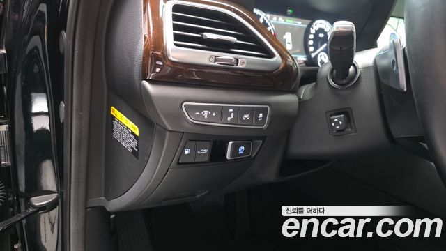 Genesis EQ900 3.3 T-GDI AWD Premiun Luxury 2016 — фото 14