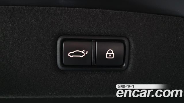 Genesis EQ900 3.3 T-GDI AWD Premiun Luxury 2016 — фото 19