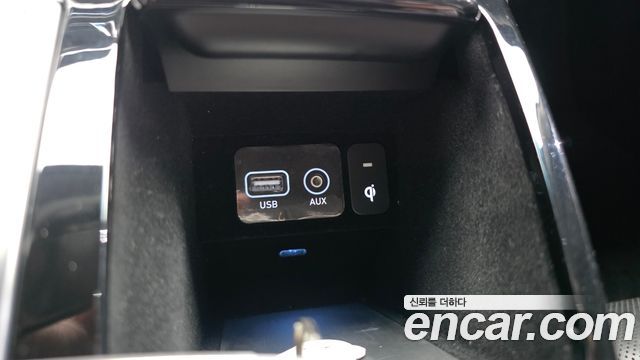 Genesis EQ900 3.3 T-GDI AWD Premiun Luxury 2016 — фото 30