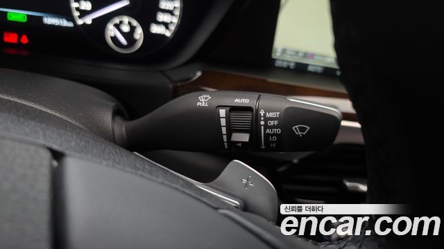 Genesis EQ900 3.3 T-GDI AWD Premiun Luxury 2016 — фото 36