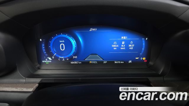 Ford Explorer (VI) 3.0 Platinum 4WD 2022 — фото 8