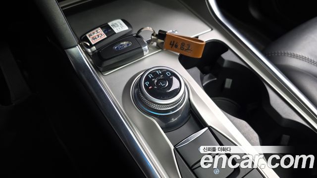 Ford Explorer (VI) 3.0 Platinum 4WD 2022 — фото 9