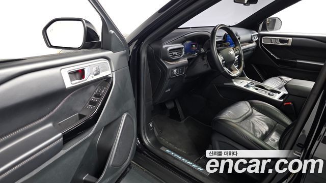 Ford Explorer (VI) 3.0 Platinum 4WD 2022 — фото 10