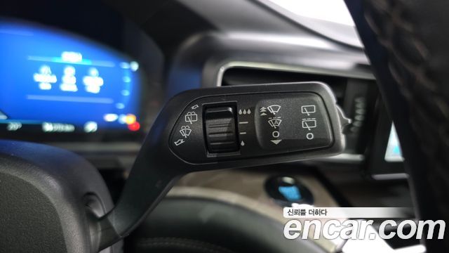 Ford Explorer (VI) 3.0 Platinum 4WD 2022 — фото 19