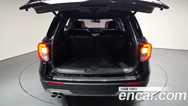 Ford Explorer (VI) 3.0 Platinum 4WD 2022 — фото 20