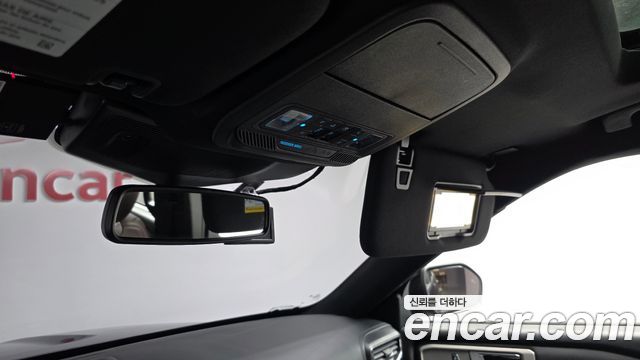 Ford Explorer (VI) 3.0 Platinum 4WD 2022 — фото 28