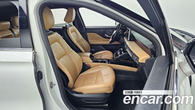 Lincoln Corsair 2.0 Reserve AWD 2022 — фото 11