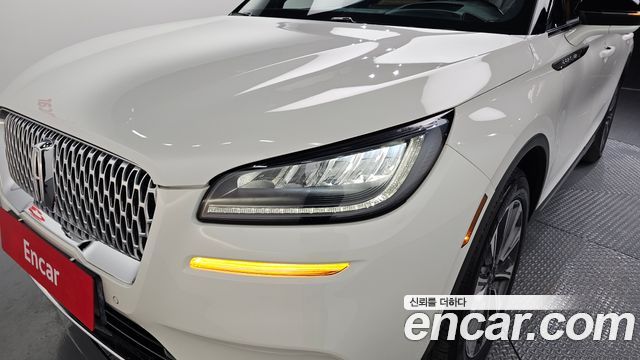 Lincoln Corsair 2.0 Reserve AWD 2022 — фото 22