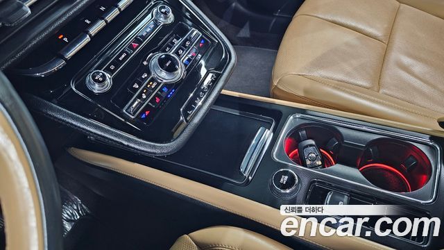 Lincoln Corsair 2.0 Reserve AWD 2022 — фото 28