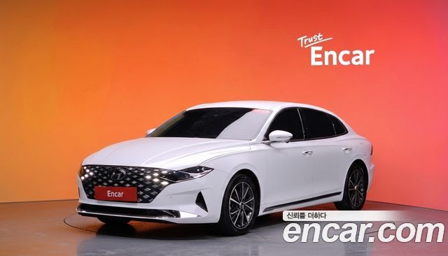 Hyundai Grandeur (IG) 2.5 Le Blanc