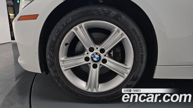 BMW 3 Series (F30) 320d xDrive 2013 — фото 5