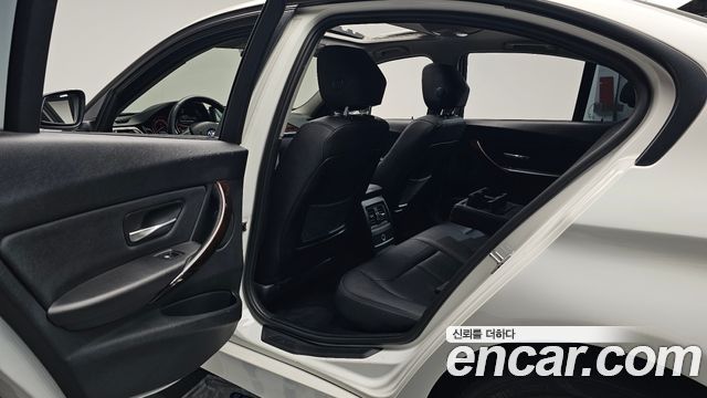 BMW 3 Series (F30) 320d xDrive 2013 — фото 11