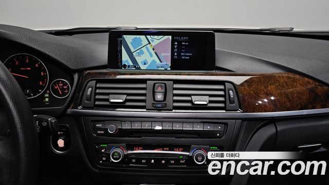 BMW 3 Series (F30) 320d xDrive 2013 — фото 13