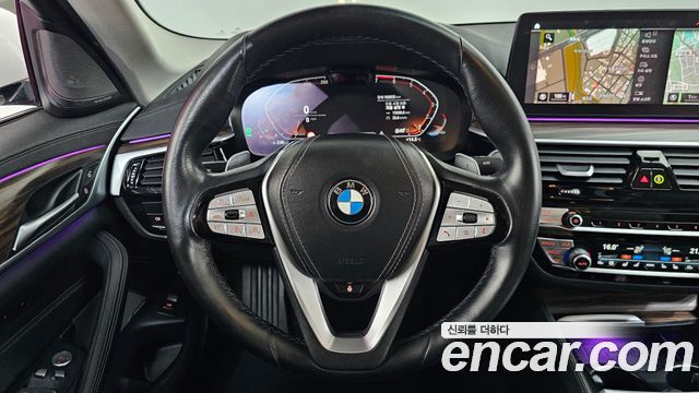 BMW 5 Series (G30) 530i xDrive Luxury 2023 — фото 13