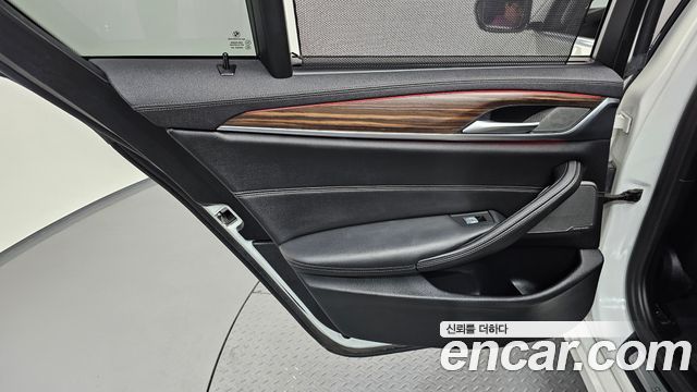 BMW 5 Series (G30) 530i xDrive Luxury 2023 — фото 25
