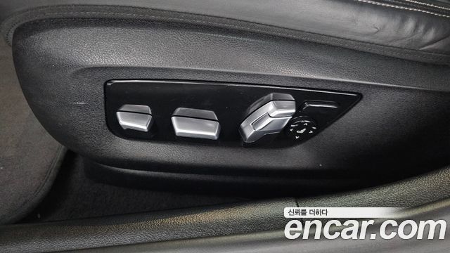 BMW 5 Series (G30) 530i xDrive Luxury 2023 — фото 31