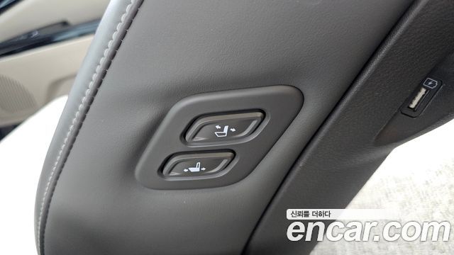 Kia Carnival (IV) Diesel 7-Seater Hi-Limousine Signature 2021 — фото 18