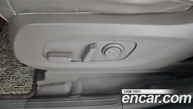 Kia Carnival (IV) Diesel 7-Seater Hi-Limousine Signature 2021 — фото 31
