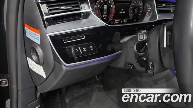 Audi A8 (D5) 55 TFSI Quattro LWB 2021 — фото 28