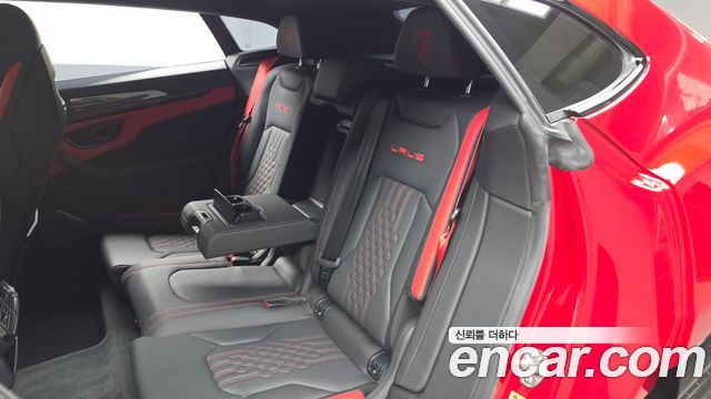 Lamborghini Urus 4.0 V8 S 2024 — фото 16