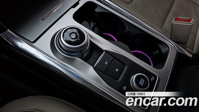 Ford Explorer (VI) 2.3 LimIted 4WD 2020 — фото 9