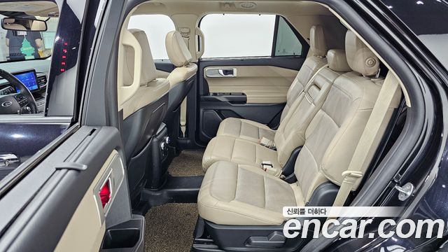 Ford Explorer (VI) 2.3 LimIted 4WD 2020 — фото 12