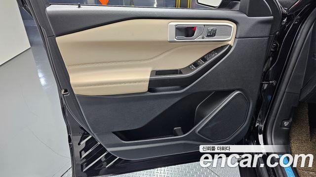Ford Explorer (VI) 2.3 LimIted 4WD 2020 — фото 24
