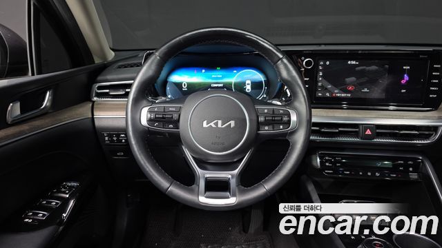 Kia K5 (III) 2.0 Noblesse 2022 — фото 13