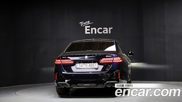 BMW 5 Series (G60) 530i xDrive M Sport 2024 — фото 4