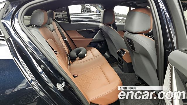 BMW 5 Series (G60) 530i xDrive M Sport 2024 — фото 12