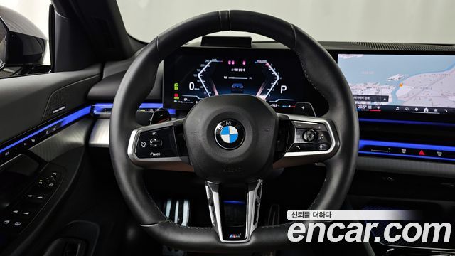 BMW 5 Series (G60) 530i xDrive M Sport 2024 — фото 13