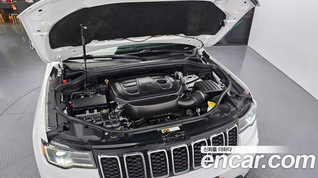 Jeep Grand Cherokee 3.6 Limited WK2 2019 — фото 6
